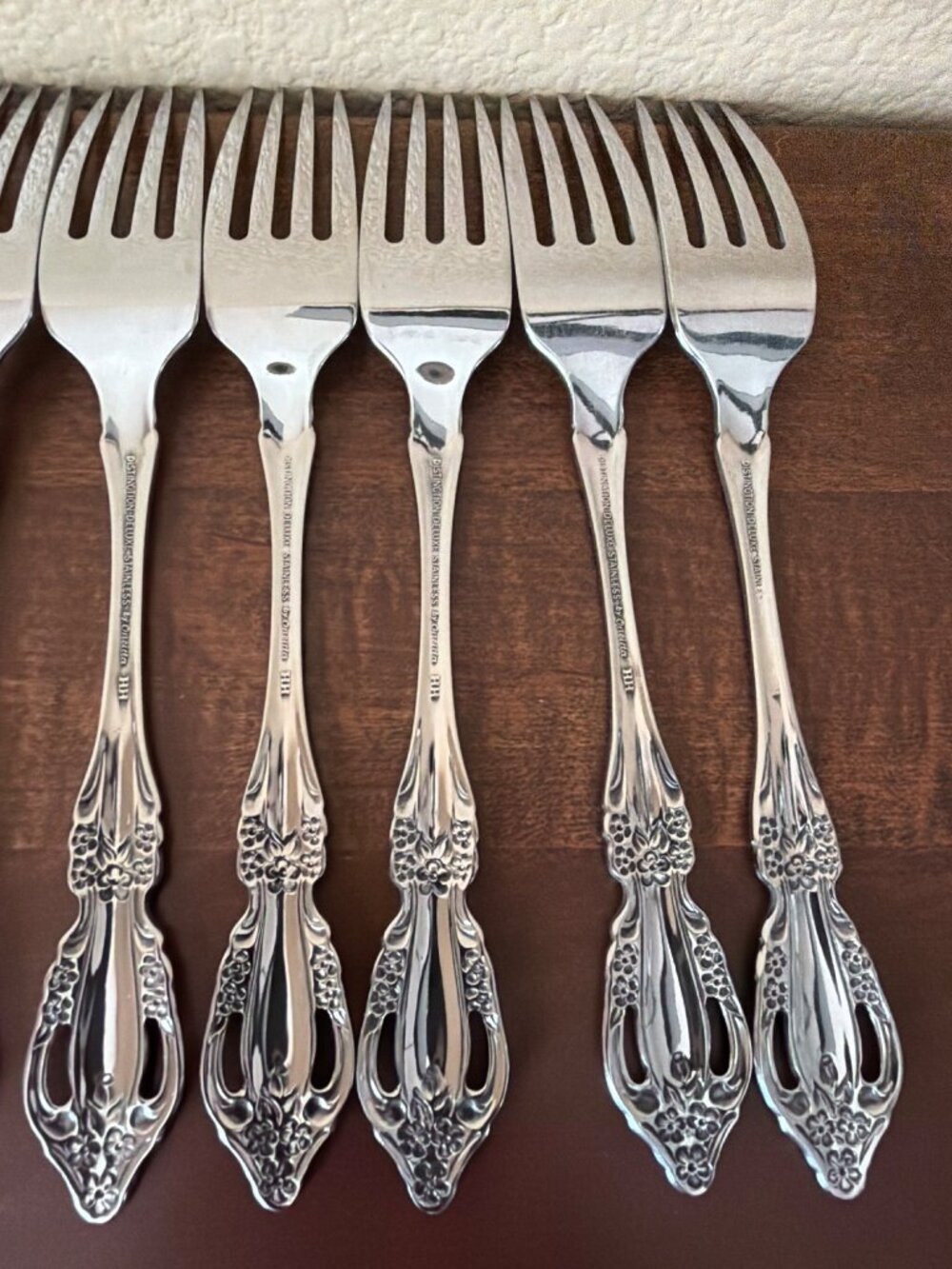 Set of 12 Oneida Distinction Deluxe HH Raphael Stainless Dinner Forks 7.25" Repl - Picture 15 of 16